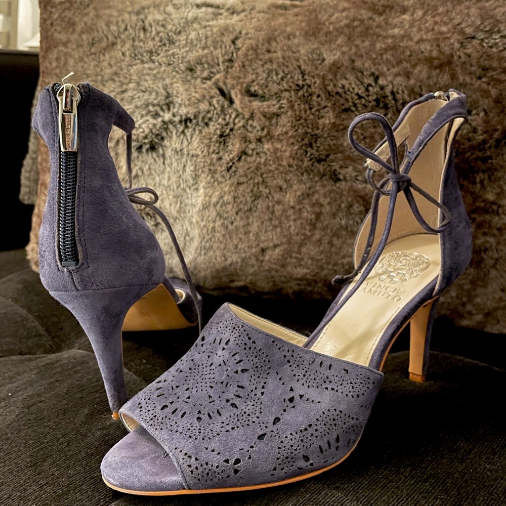 WORN ONCE. Vince Camuto heels . Size 9.
